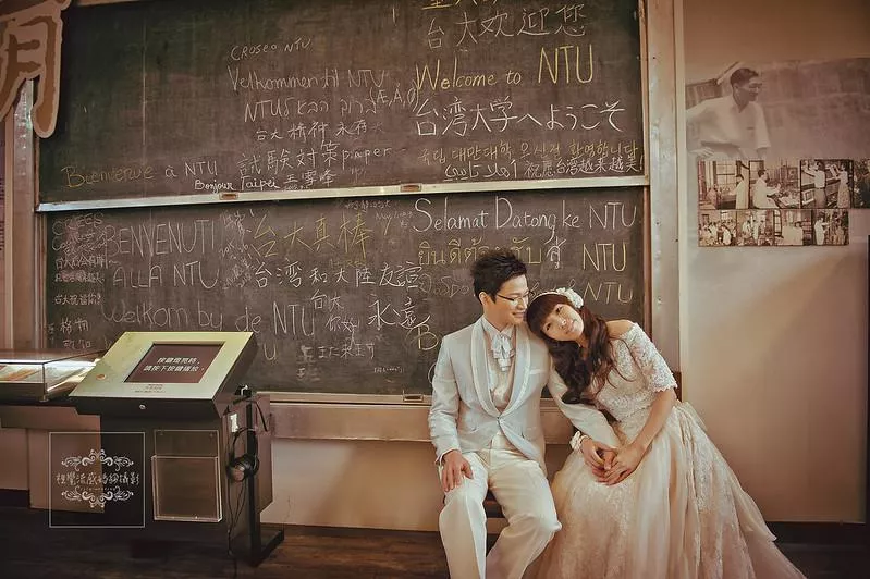 婚紗攝影台北婚紗景點攝影推薦|台大校史館(圖書館)|英倫風-婚紗攝影台北婚紗景點攝影推薦|台大校史館(圖書館)|英倫風
