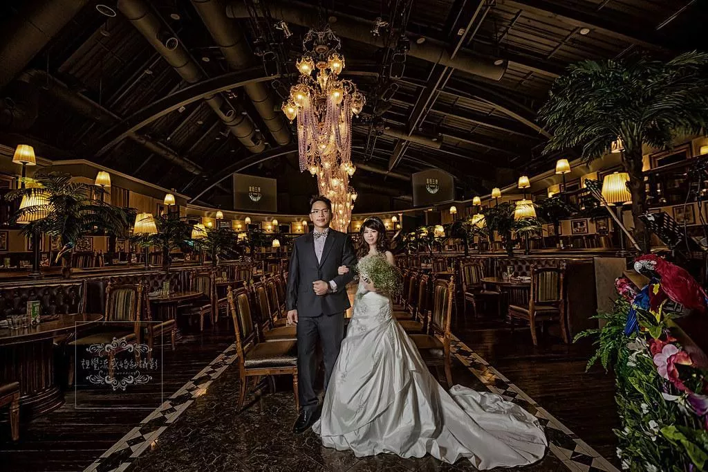 視覺流感婚紗攝影工作室唯一推薦-婚紗攝影台北婚紗特色婚紗攝影推薦|金色三麥美麗華店餐廳