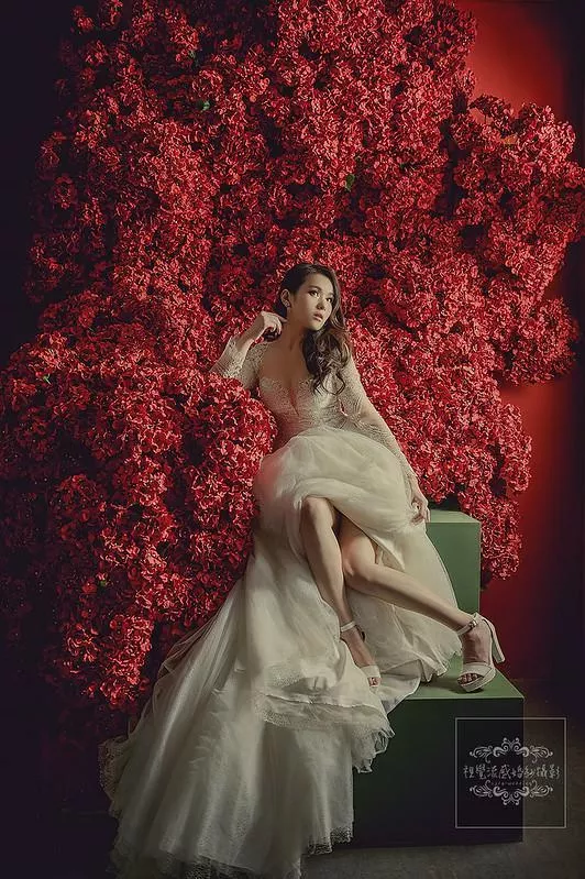 新北推薦攝影棚拍婚紗,中和巷子內攝影棚租借,視覺流感婚紗攝影專屬棚-婚紗攝影台北獨家私密婚紗景點|巷子內攝影棚Lanestudio|視覺流感作品集