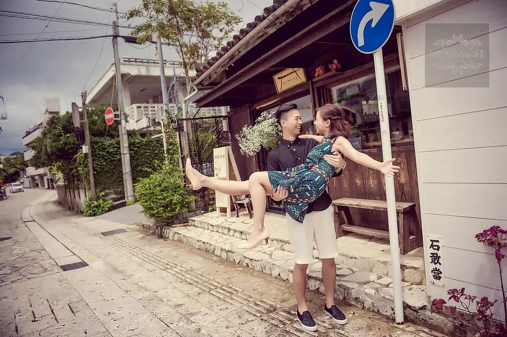 視覺流感海外婚紗攝影推薦,日本沖繩旅拍,那霸壺屋燒物博物館拍婚紗-海外婚紗攝影|日本沖繩|那霸壺屋燒物博物館