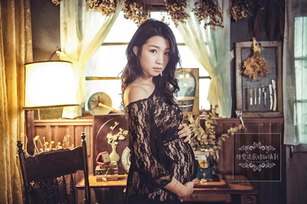巷子內攝影棚|孕婦孕期寫真|時尚溫馨性感-孕婦孕期寫真|巷子內攝影棚|時尚溫馨性感