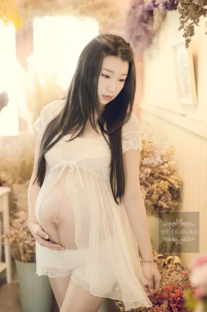 巷子內攝影棚|孕婦孕期寫真|時尚溫馨性感-孕婦孕期寫真|巷子內攝影棚|時尚溫馨性感