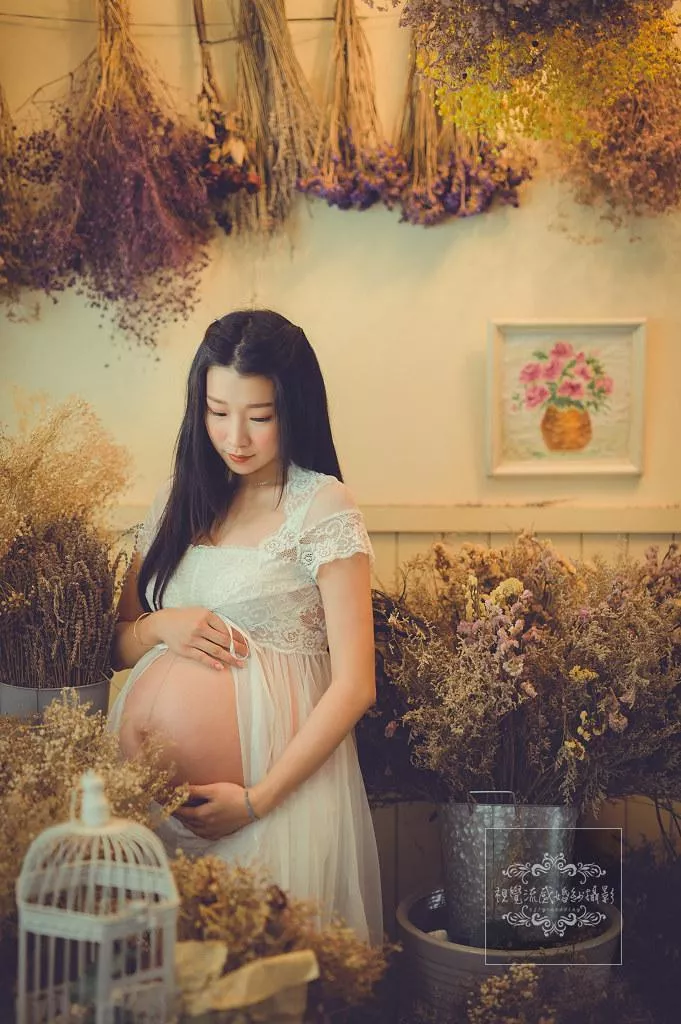 巷子內攝影棚|孕婦孕期寫真|時尚溫馨性感-孕婦孕期寫真|巷子內攝影棚|時尚溫馨性感