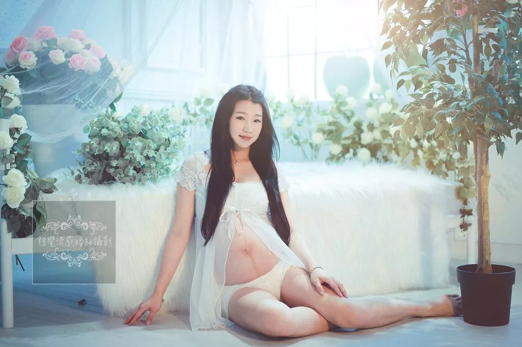 新北巷子內攝影棚孕期寫真孕媽咪孕婦照視覺流感婚紗攝影推薦-孕婦孕期寫真|巷子內攝影棚|時尚溫馨性感