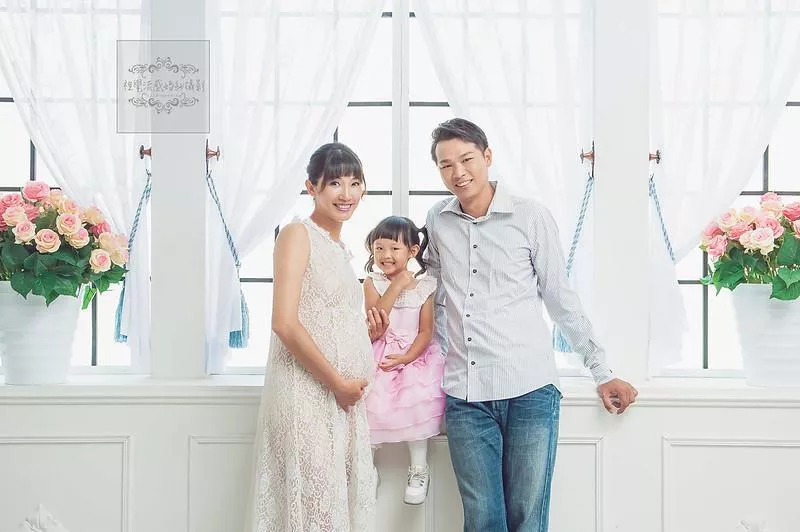 孕婦照-親子寫真|巷子內攝影棚|溫馨時刻-孕婦照-親子寫真|巷子內攝影棚|溫馨時刻