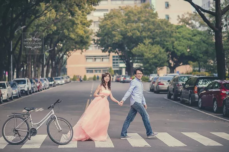 婚紗攝影台中景點|國立中興大學|校園風-婚紗攝影台中景點|國立中興大學|校園風