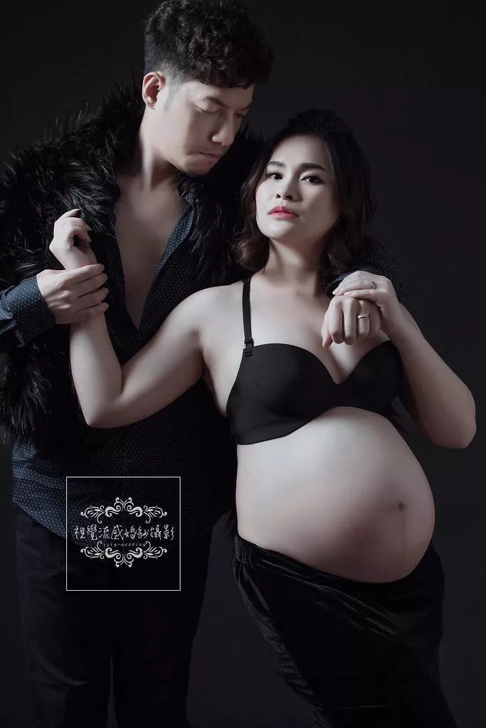 孕婦藝術照雙人寫真|巷子內攝影棚租借|超溫馨畫面-孕婦藝術照雙人寫真|巷子內攝影棚租借|超溫馨畫面
