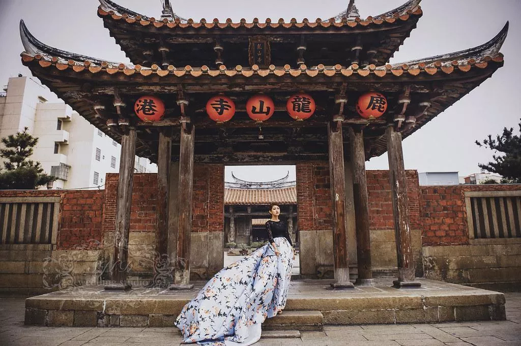 彰化婚紗|鹿港龍山寺攝影|懷舊古蹟-彰化婚紗|鹿港龍山寺攝影|懷舊古蹟