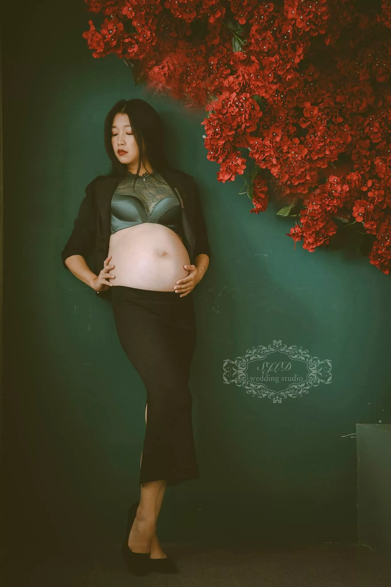 視覺流感婚紗攝影-親子寫真-孕婦照(79)-孕婦藝術照親子寫真|巷子內攝影棚新北景點