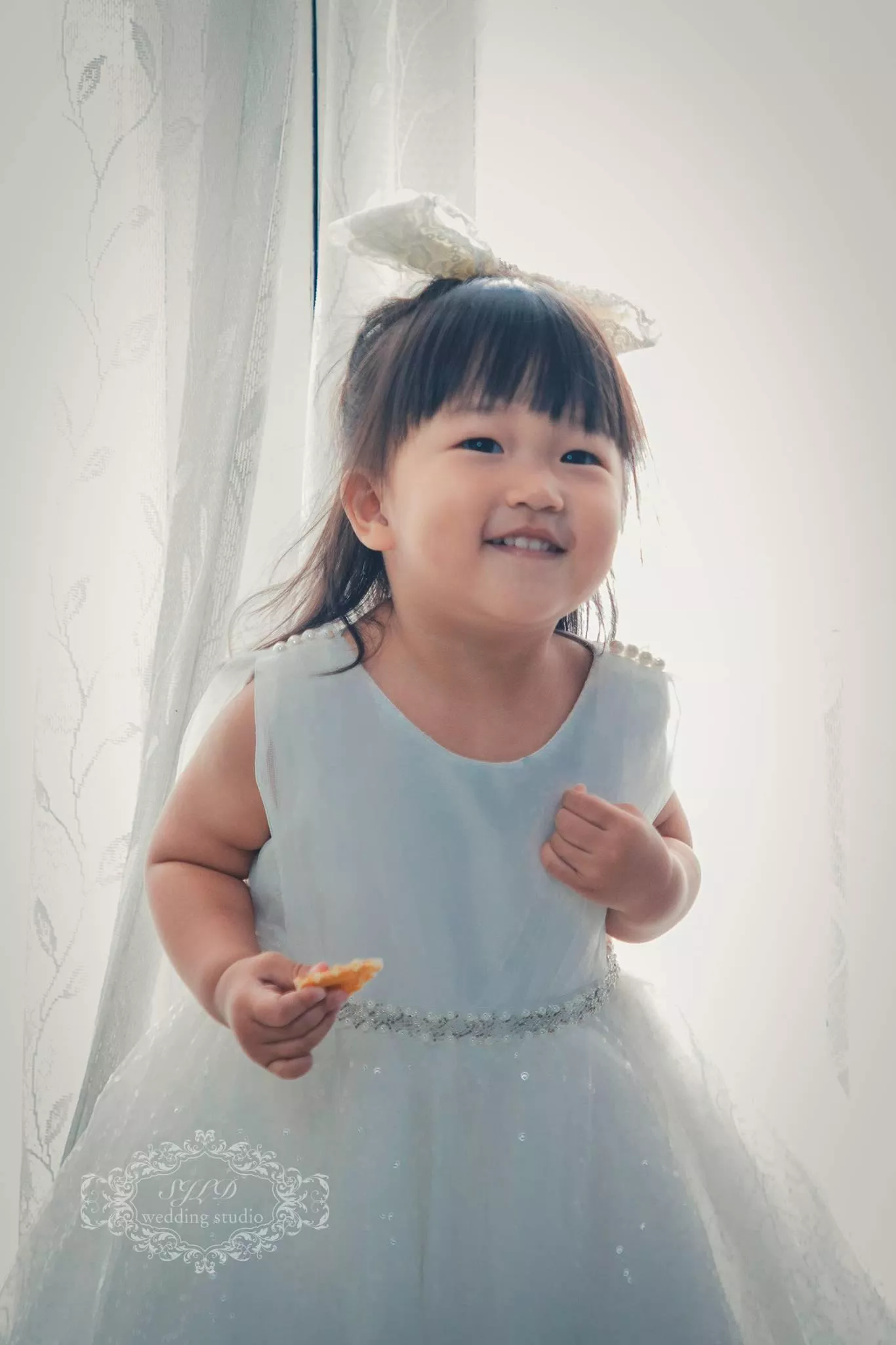 視覺流感婚紗攝影-親子寫真-孕婦照(1)-孕婦藝術照親子寫真|巷子內攝影棚新北景點