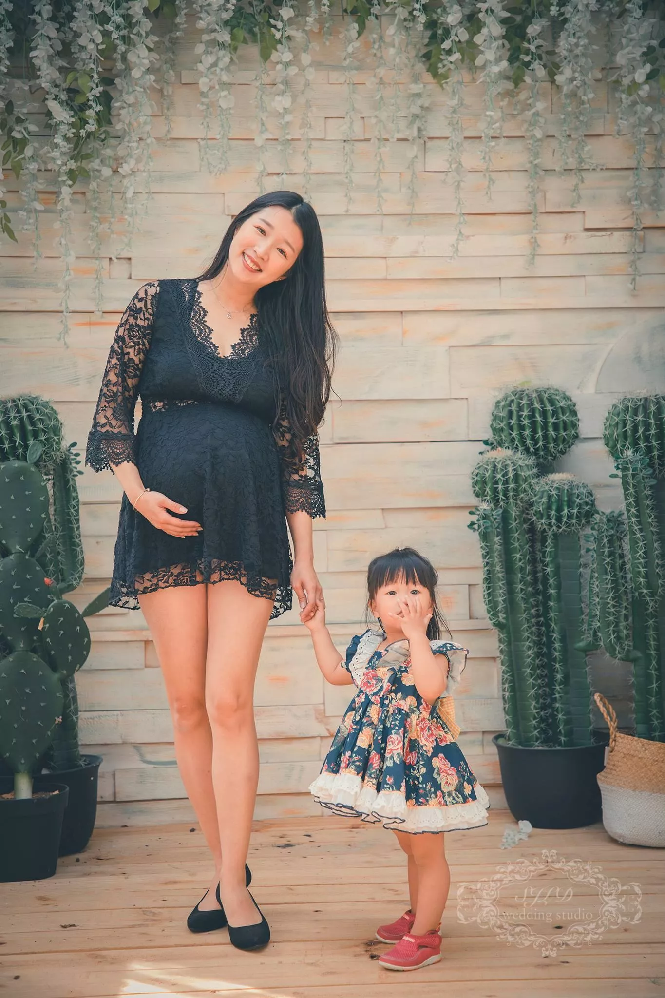 視覺流感婚紗攝影-親子寫真-孕婦照(48)-孕婦藝術照親子寫真|巷子內攝影棚新北景點