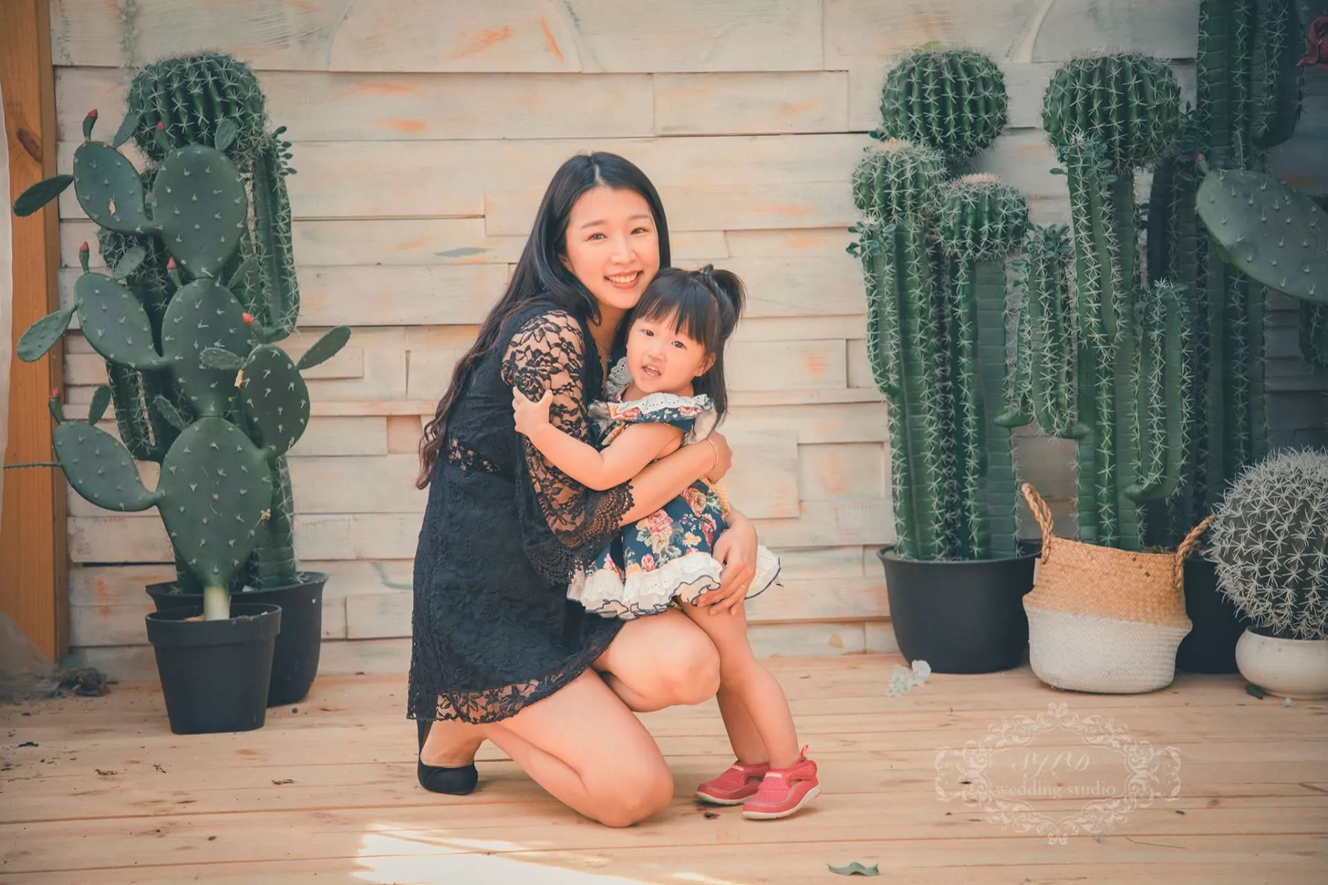 視覺流感婚紗攝影-親子寫真-孕婦照(50)-孕婦藝術照親子寫真|巷子內攝影棚新北景點