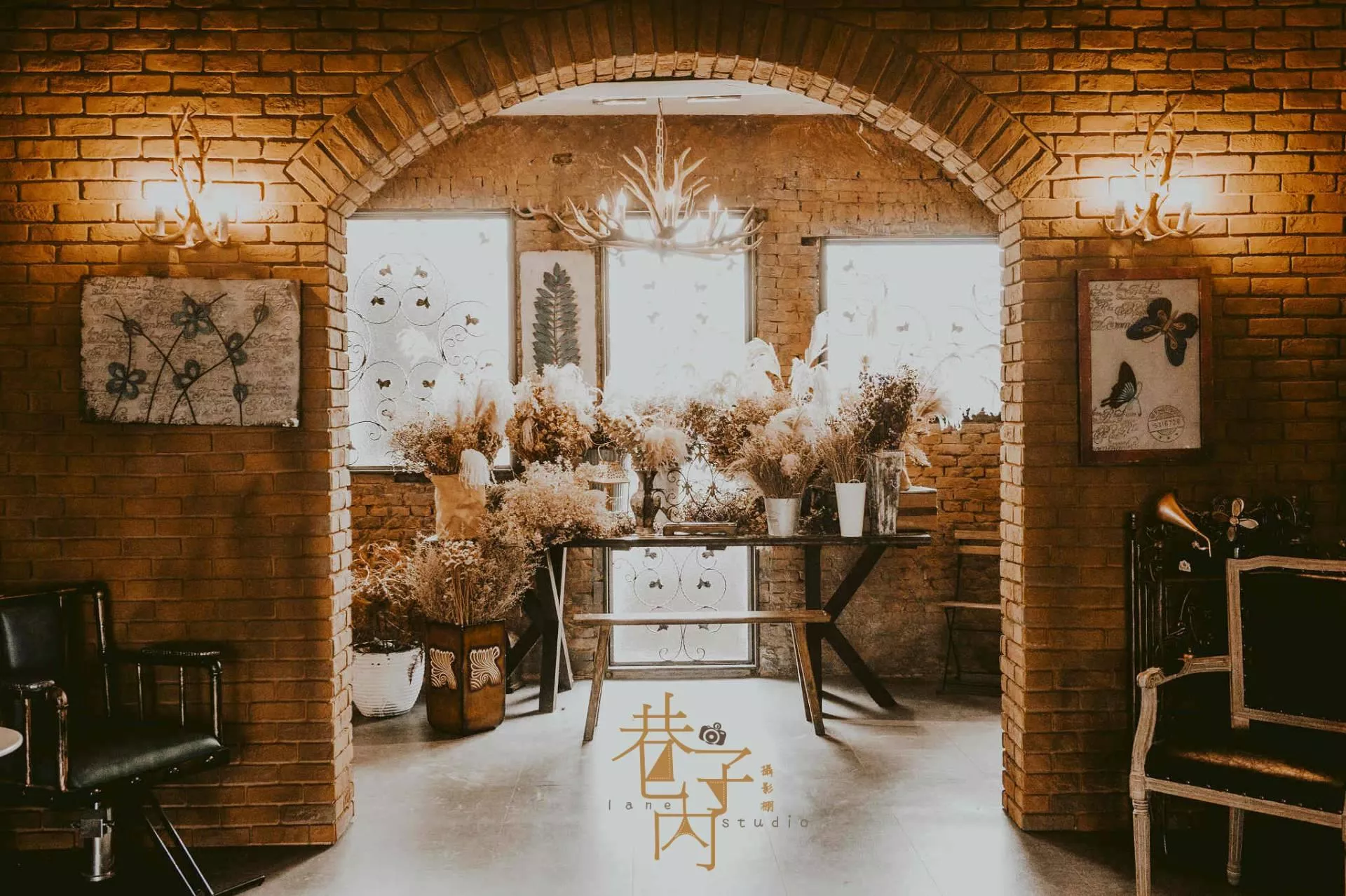 #巷子內攝影棚拍,#立體花牆,#網美造景,#酒吧,#花牆,#書房棚,#自然光棚,#酒吧檯棚景,#磚牆實景棚,#商攝網拍,#Cosplay棚拍,#婚紗攝影棚拍,#新北市棚,#台北棚,#歌手MV租棚,#孕婦寫真租棚,#閨蜜婚紗租棚-#巷子內攝影棚拍,#立體花牆,#網美造景,#酒吧,#花牆,#書房棚,#自然光棚,#酒吧檯棚景,#磚牆實景棚,#商攝網拍,#Cosplay棚拍,#婚紗攝影棚拍,#新北市棚,#台北棚,#歌手MV租棚,#孕婦寫真租棚,#閨蜜婚紗租棚