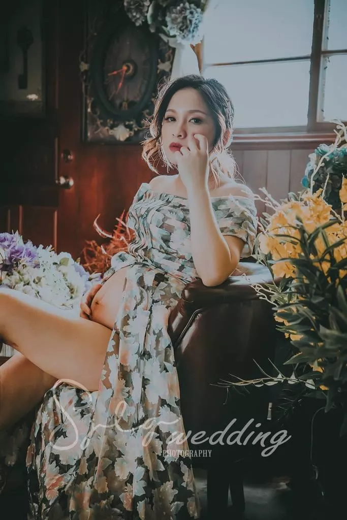 孕婦照寫真-視覺流感婚紗攝影(24)-孕婦照推薦|台北巷子內攝影棚寫真