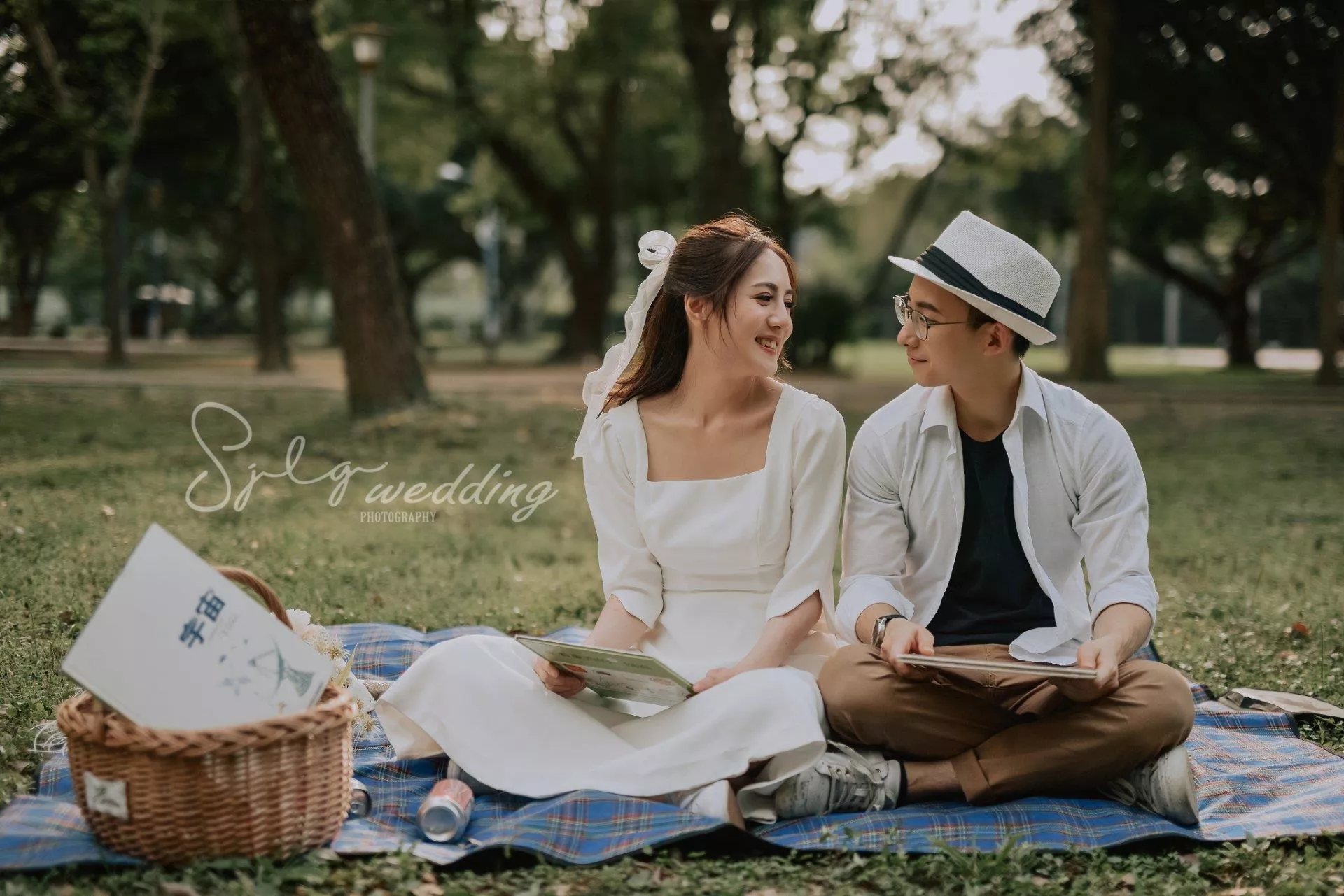 視覺流感婚紗攝影-新北巷子內攝影棚(婚紗攝影自然寫真式|韓風美式類婚紗|素人街拍-婚紗攝影自然寫真式|韓風美式類婚紗|素人街拍