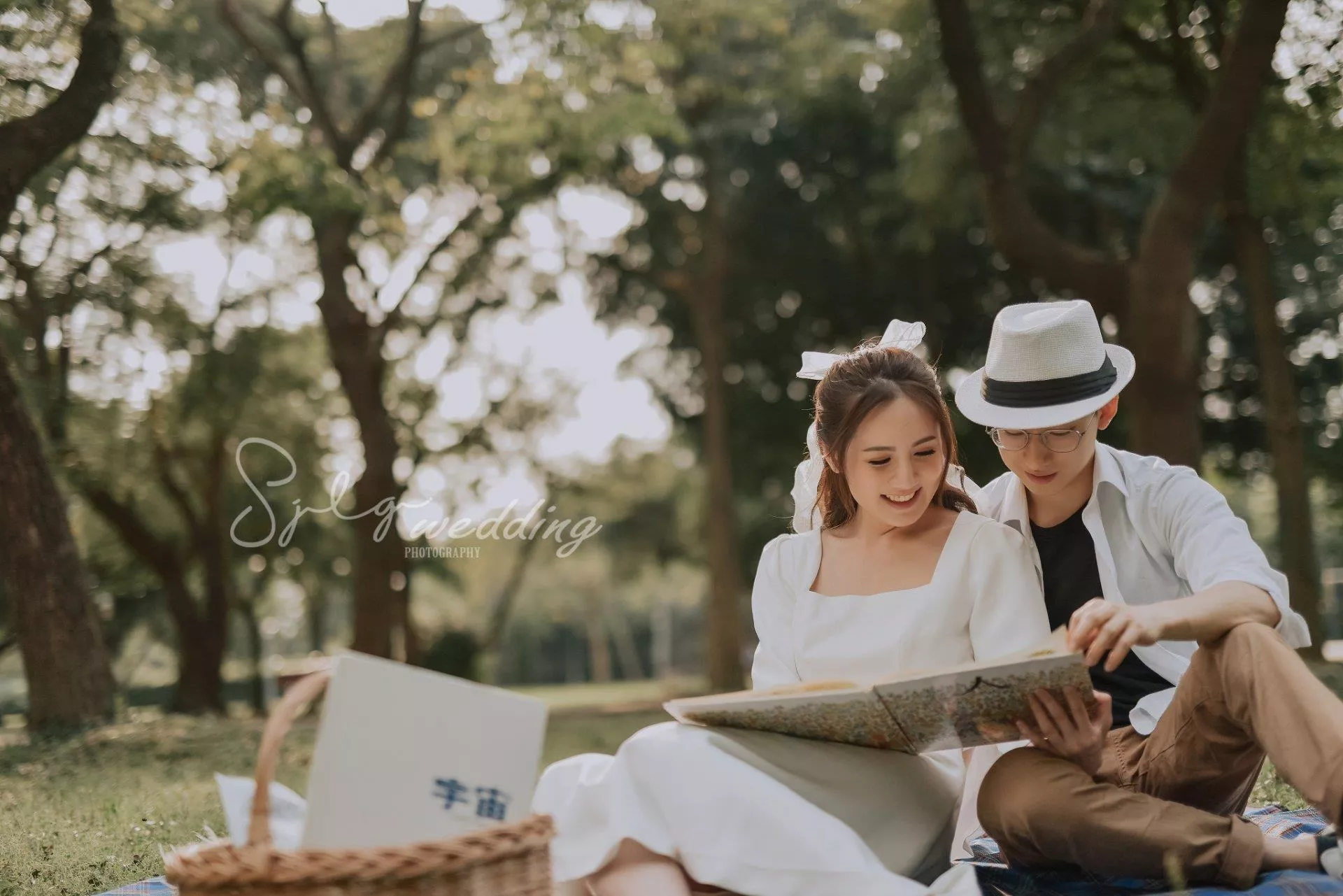 視覺流感婚紗攝影-新北巷子內攝影棚(婚紗攝影自然寫真式|韓風美式類婚紗|素人街拍-婚紗攝影自然寫真式|韓風美式類婚紗|素人街拍