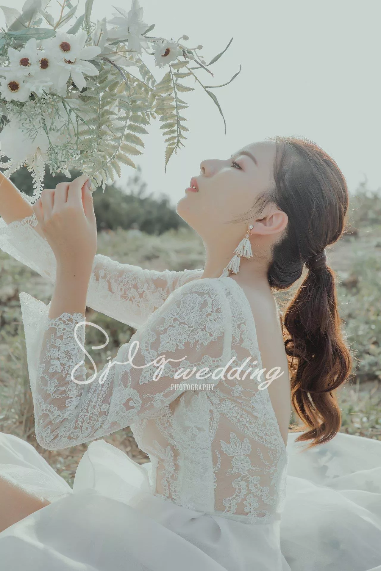 推薦中和視覺流感婚紗,閨蜜寫真婚紗,姊妹照-閨蜜寫真藝術婚紗|台北淡水市區海景拍攝|時尚韓風獨特