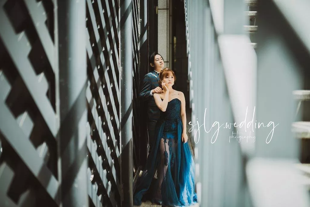 #婚紗攝影,#手工禮服租借,#閨蜜寫真婚紗,#個人寫真藝術照,#巷子內攝影棚出租,#海外婚紗,#婚禮紀錄,#新娘秘書,#孕婦照孕婦寫真,#台北婚紗推薦,#板橋婚紗推薦,#中和婚紗推薦,#婚紗照價格,#婚紗包套,#板橋縣政府(耶誕廣場)板橋火車站拍婚紗(8)-板橋縣政府(耶誕廣場)板橋火車站拍婚紗