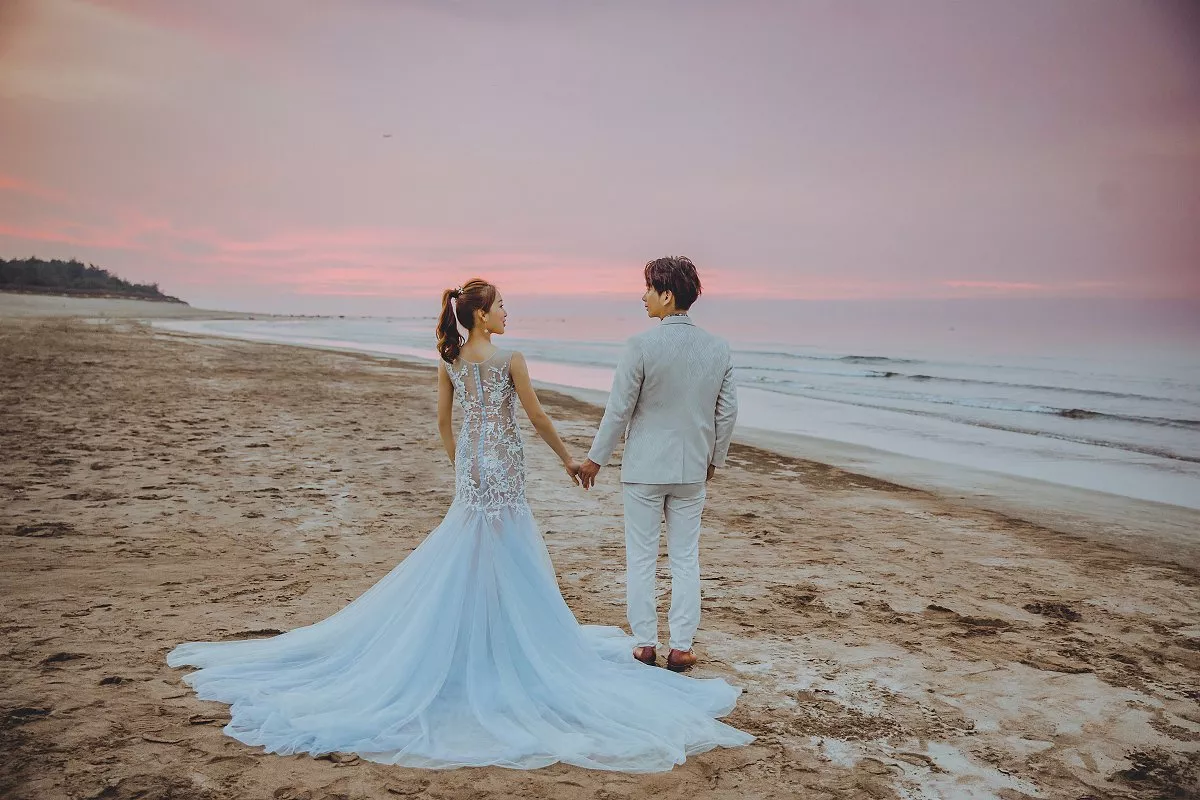 #婚紗攝影,#手工禮服租借,#閨蜜寫真婚紗,#個人寫真藝術照,#巷子內攝影棚出租,#海外婚紗,#婚禮紀錄,#新娘秘書,#孕婦照孕婦寫真,#台北婚紗推薦,#板橋婚紗推薦,#中和婚紗推薦,#婚紗照價格,#婚紗包套(82)-視覺流感婚紗攝影新人精選(A)|韓風|自然|個性|美式|活潑|甜蜜|溫馨|婚紗作品